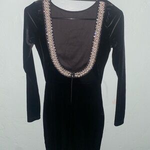 Pearls Embellished Long Sleeve velvet Dress